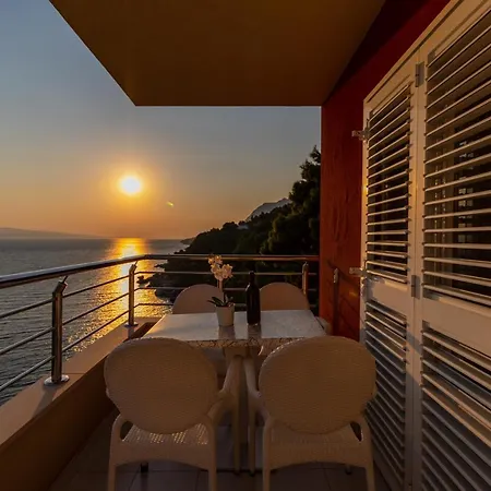 Luxury Opera Apartman *