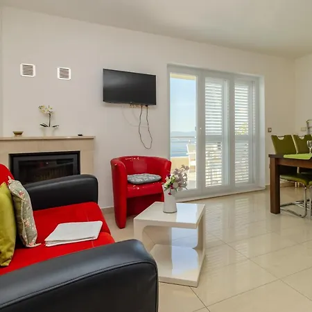 Luxury Opera Apartment *