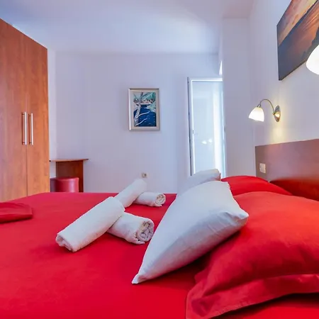Apartment Luxury Opera